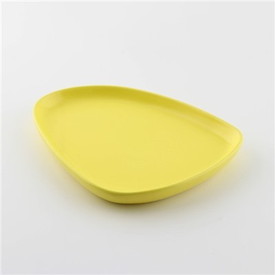 Тарелка нестандартной формы «Жёлтая», 20 х 15 см