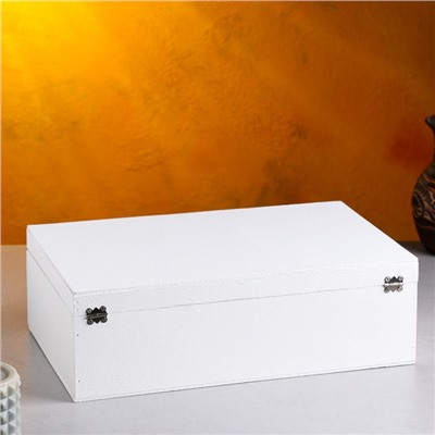 Подарочный ящик 34×21.5×10.5 см деревянный 3 отдела, с закрывающейся крышкой, белая кисть