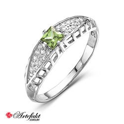 Серебряное кольцо с зеленым фианитом - 515