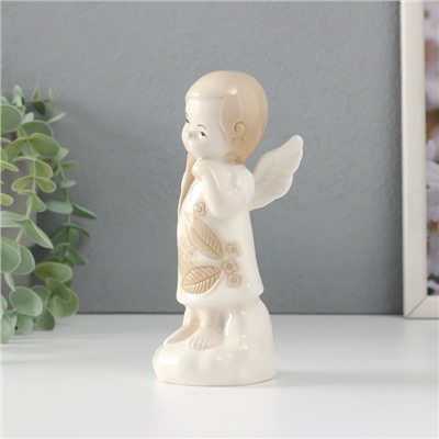 Сувенир керамика "Девочка-ангел в платье с листиками на облаке думает" 6,8х5,4х14,5 см