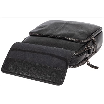 Мужская сумка-почтальонка из фактурной натуральной кожи, цвет чёрный