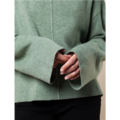 Укороченный свитер тонкой вязки из теплой пряжи с шерстью